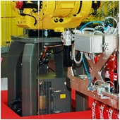 Fanuc M-410iB/700 Palletizing Robot