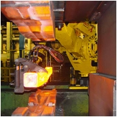 Fanuc M-900iB/700 Palletizing Robot